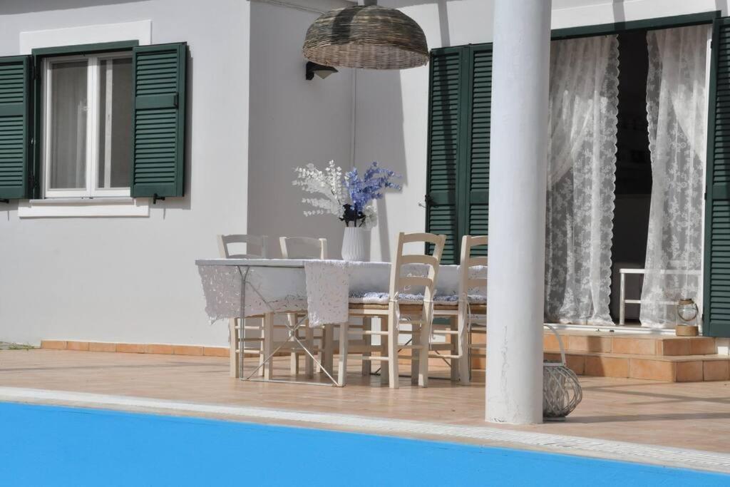 Villa Erietta Near Lefkas Center Apolpaina Exterior photo